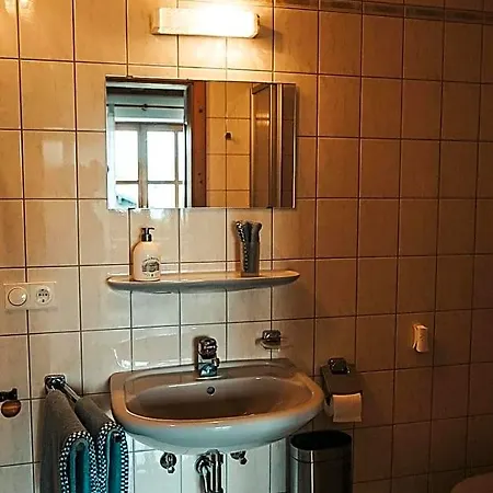 Edel Weiss Gaestezimmer 3*
