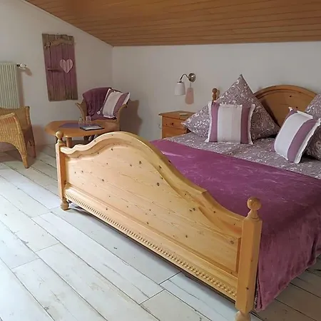 Edel Weiss Gaestezimmer Bed & Breakfast 3*