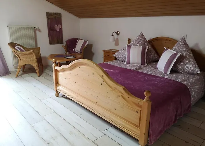 Edel Weiss Gaestezimmer 3*