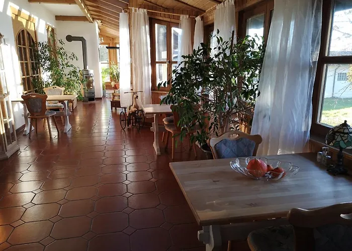 Edel Weiss Gaestezimmer 3* Fürstenstein